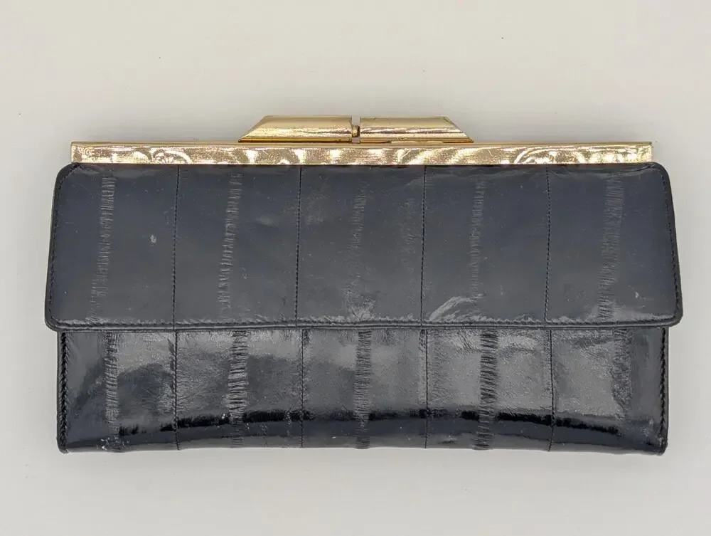 💜Vintage 1980s Black Genuine Eel Skin Kiss-Lock Clutch Wallet